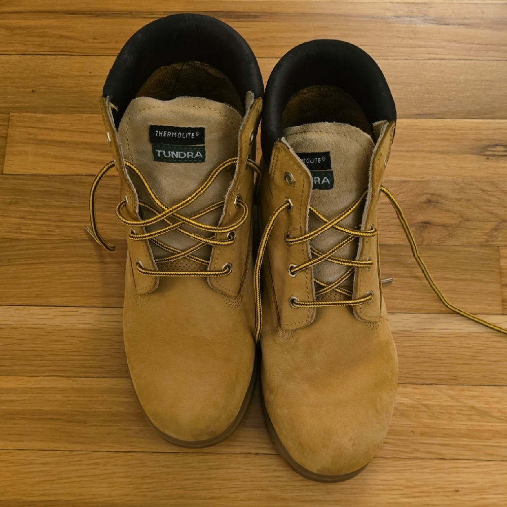 Tundra Men's Light Brown Lace-Up Boots